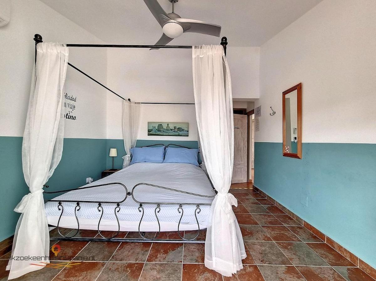 Bb Casa Alegria Bed and Breakfast Las Encebras Εξωτερικό φωτογραφία